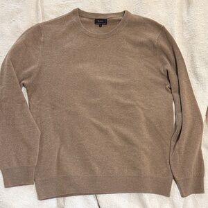 Quince Men's Tan Cashmere Crewneck Sweater